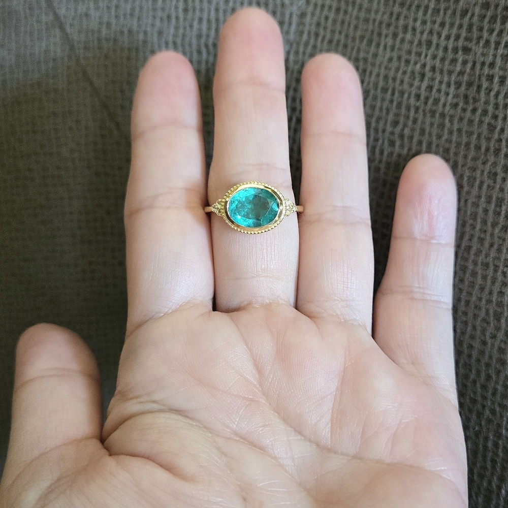 Shivam Green💚 Quartz Ellipse Ring💍 - NWT - Picture 3 of 16